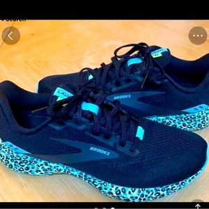 Brooks Launch 8 Running Shoes